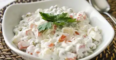 Nefis Amerikan Salatası Tarifi