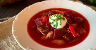 Lezzetli Borş (Borsch) Çorbası Tarifi