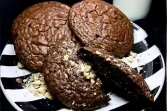 Dışı Kızgın, İçi Nemli Brownie Cookie Tarifi