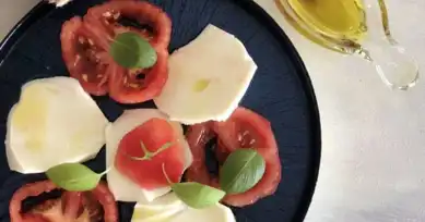 Lezzet Patlaması: Caprese Salatası Tarifi