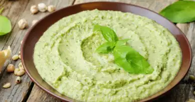 Nefis Fesleğenli Humus Tarifi