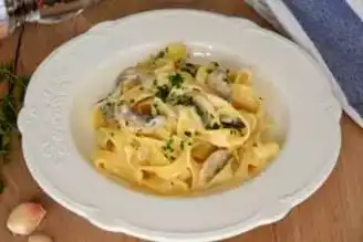 Mantarlı Fettuccine Alfredo Tarifi