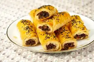 Çıtır Çıtır Kıymalı Börek Tarifi