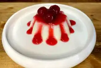 Ev Yapımı Panna Cotta Tarifi