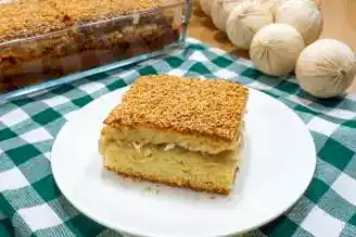 Bol Soğanlı Susamlı Börek Tarifi