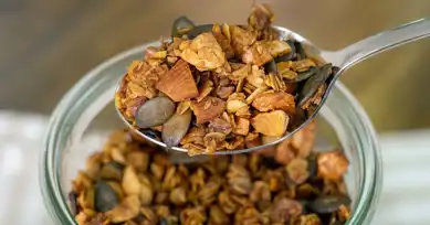 Eşsiz Lezzet: Tuzlu Granola Tarifi