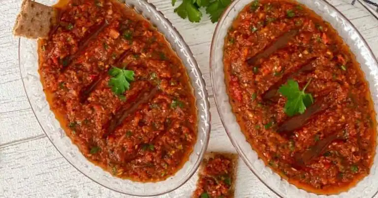 Lokanta Usulü Acılı Ezme Tarifi