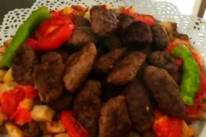 Bayat Ekmekten Lezzet Bombası Kebabı!