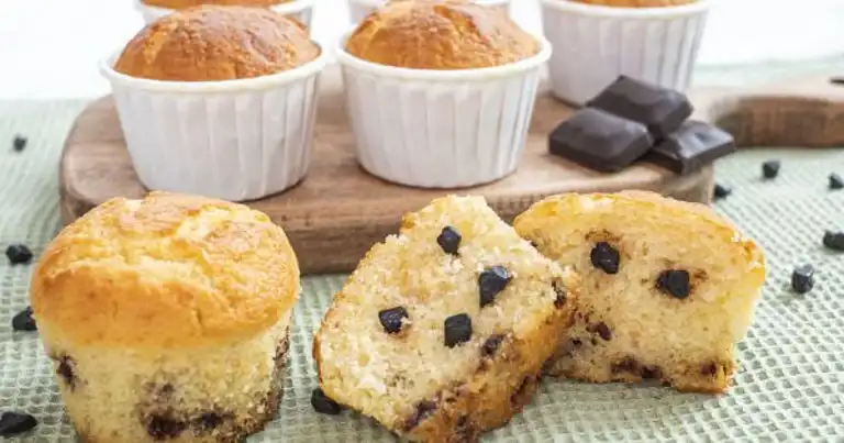 Puf Puf Damla Çikolatalı Muffin Tarifi