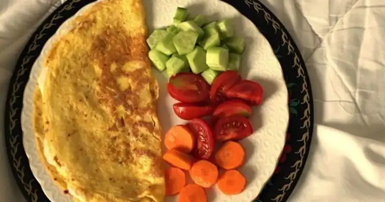 Nefis Çeçilli Omlet Tarifi