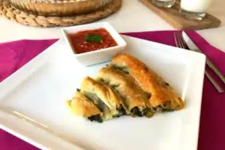 Pratik Ispanaklı Rulo Börek Tarifi