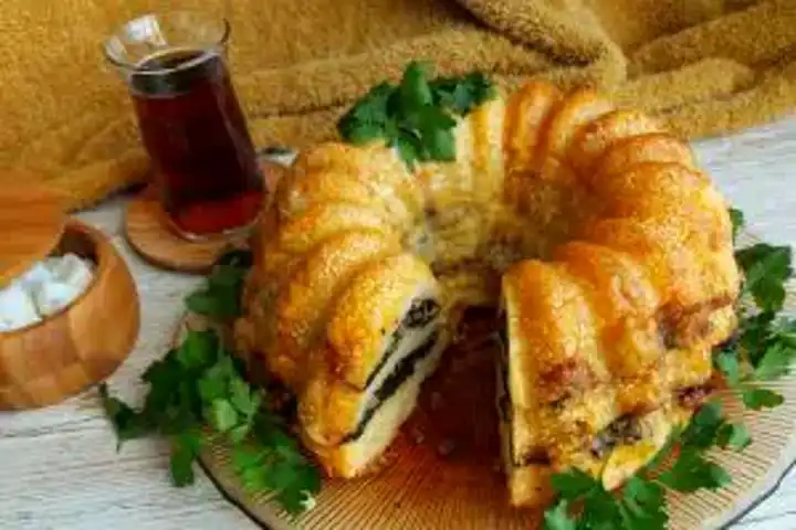 Kek Kalıbında Nefis Ispanaklı Börek Tarifi