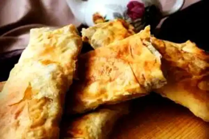 Nefis Kerevizli Börek Tarifi