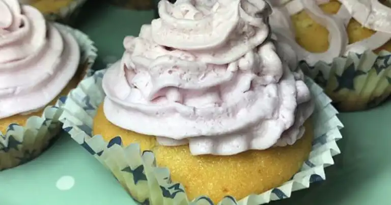 Nefis Limon Aromalı Cupcake Tarifi