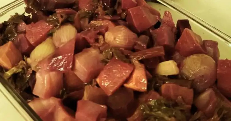 Portakallı Kırmızı Havuçlu Kereviz Salatası