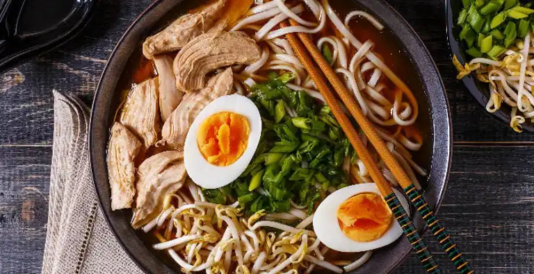 Ev Yapımı Lezzetli Ramen Tarifi