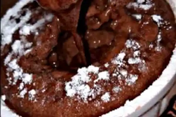 Tencerede Çikolatalı Sufle: Kolay ve Lezzetli Tarif